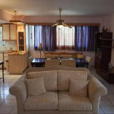 George 'S Nest Apartment Agios Spyridon  Екстериор снимка