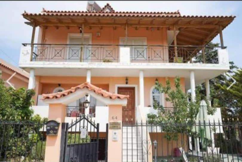 George 'S Nest Apartment Agios Spyridon  Екстериор снимка